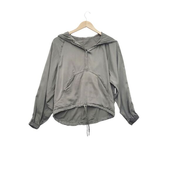 lululemon athletica Tops - Lululemon City Stroll Hoodie Size 8? Tencel Woven Pullover Cinch Hem Half Zip